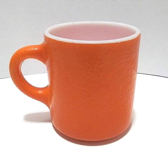 VINTAGE ORANGE PEEL TEXTURE PAINTED MILK GLASS MUG 8 OZ RETRO DRINKWARE HOME - Picture 2 of 8